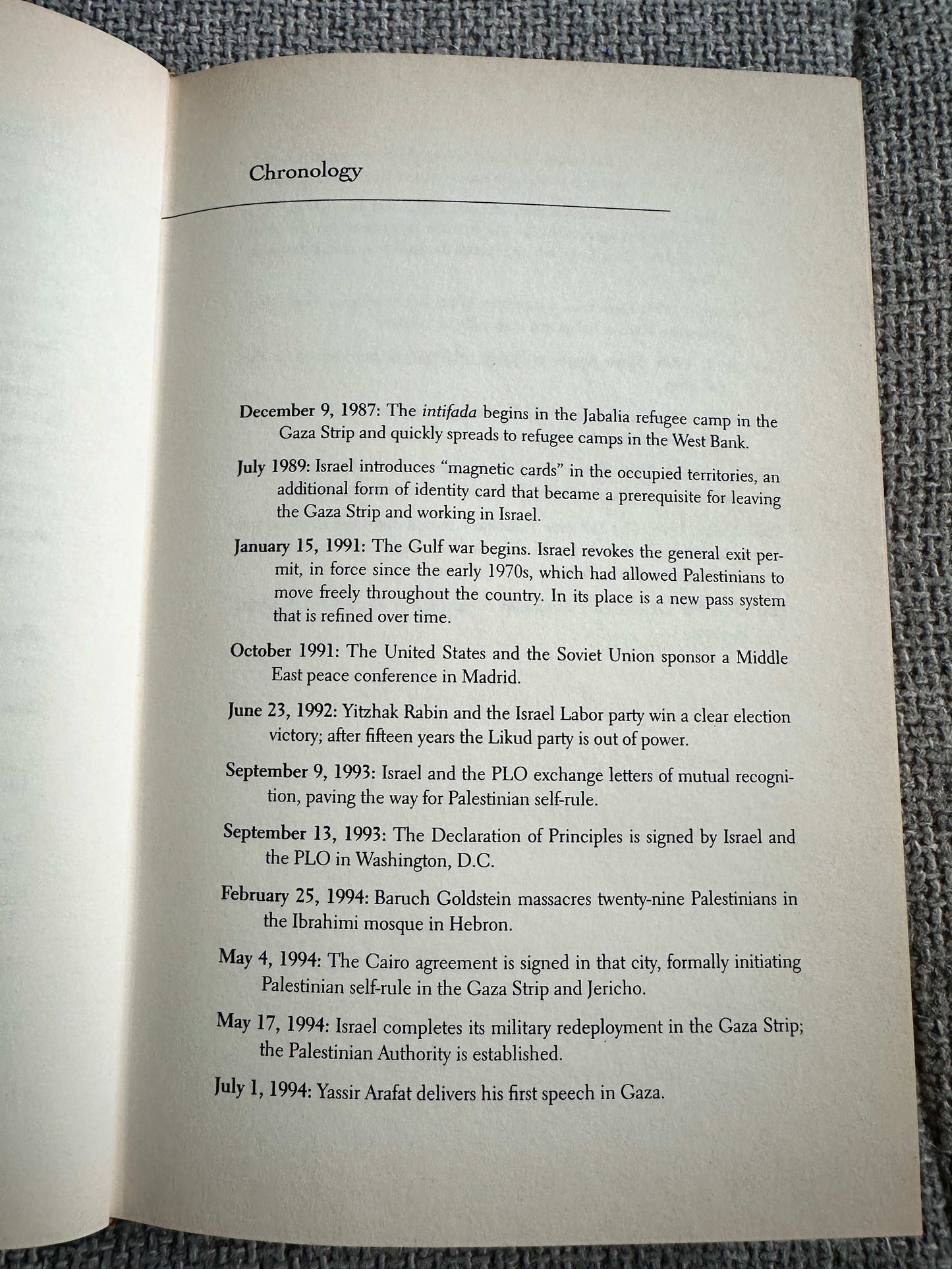 1999*1st* Drinking The Sea At Gaza: Days & Nights In A Land Under Seige - Amira Hass (Hamish Hamilton)