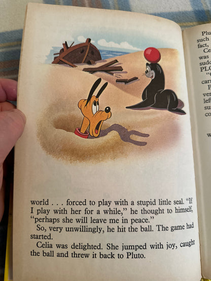 1971 Pluto At The Seaside(Walt Disney) Jocelyn Phillips(Purnell Publishers)