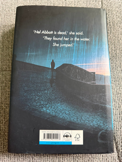 2017*1st SIGNED* Into The Water - Paula Hawkins (Doubleday)