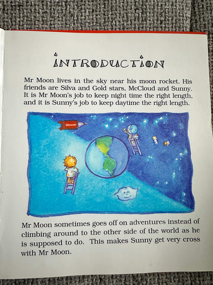 2000*1st* Mr. Moon Visits Earth - Kate Veale (Loudwater)