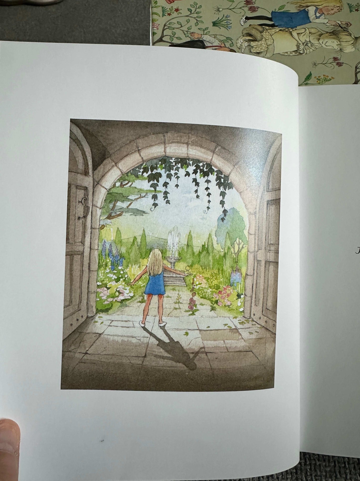 2006*1st* The Complete Alice (Alice’s Adventures In Wonderland / Through The Looking Glass) Lewis Carroll (Helen Oxenbury Illust) Box Set Walker Books