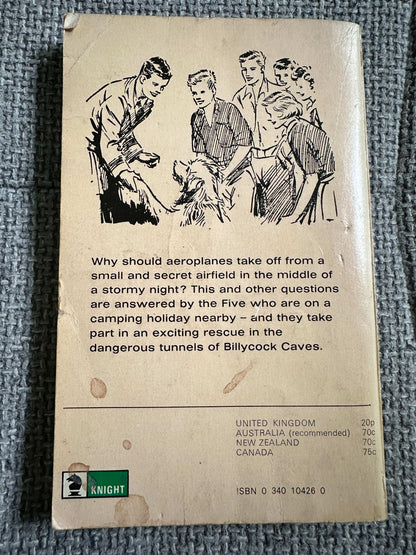 1973 Famous Five: Five Go To Billycock Hill - Enid Blyton (Eileen Soper Illust) Knight Books