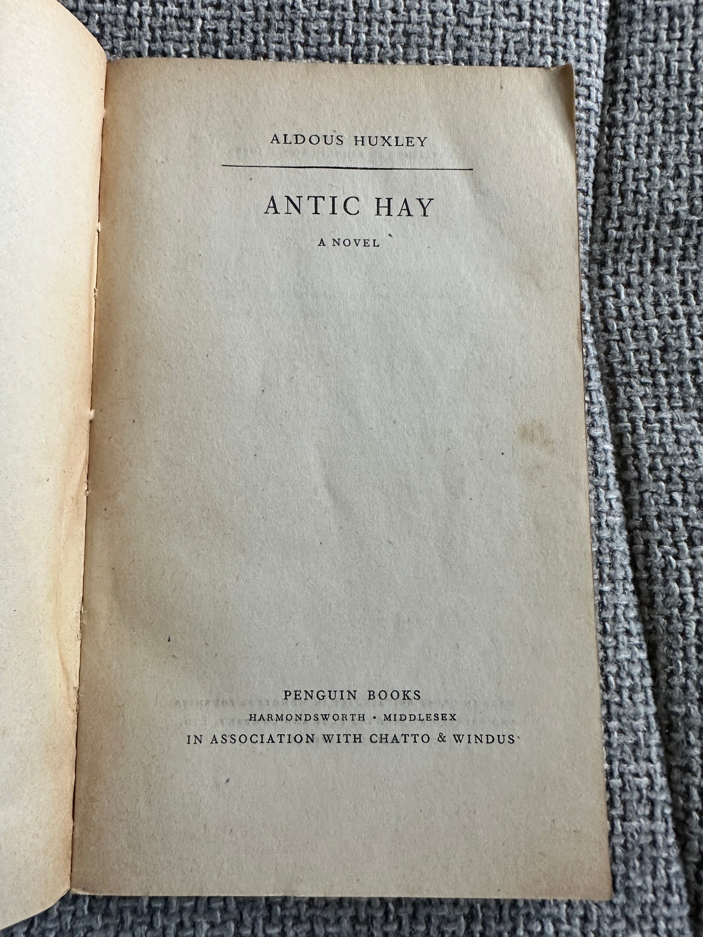 1948*1st* Antic Hay - Aldous Huxley( Penguin)