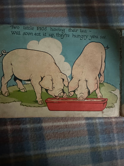 1940’s My Farmyard Book(Cloth Lined) RA Publishing Ltd.