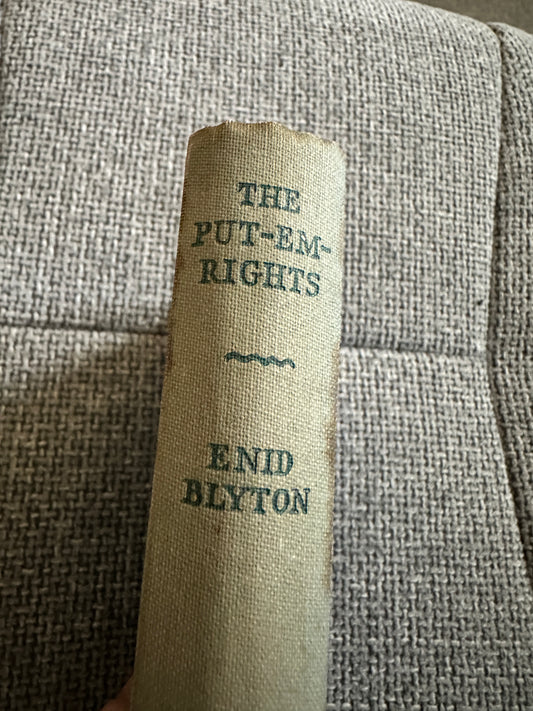 1946 The Put’Em’Rights - Enid Blyton(Elizabeth Wall Illust)Lutterworth Press