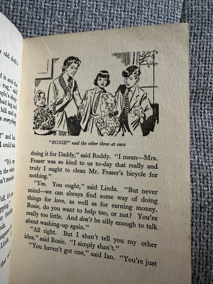 1956*1st* Four In A Family - Enid Blyton(Tom Kerr Illust)Lutterworth Press