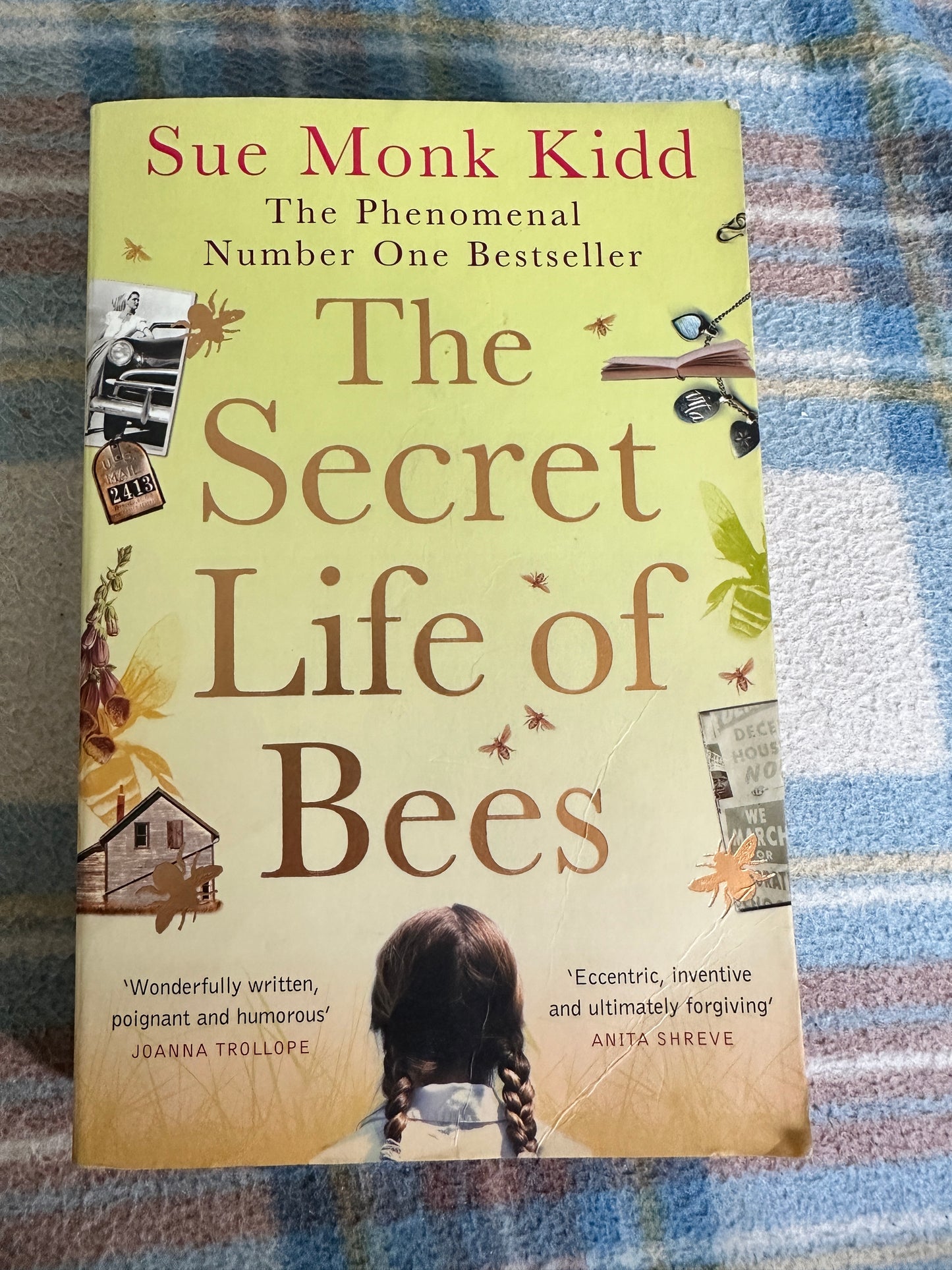 2004 The Secret Life Of Bees - Sue Monk Kidd(Headline)