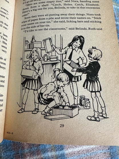 1973 The Naughtiest Girl In School - Enid Blyton(Dean & Son Ltd)