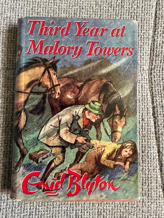 1950 Third Year At Malory Towers - Enid Blyton (Stanley Lloyd illust Lilian Buchanan cover illust) Methuen & Co Ltd