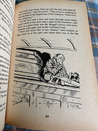 1973 Hurrah For The Circus - Enid Blyton(Dean & Son Ltd)