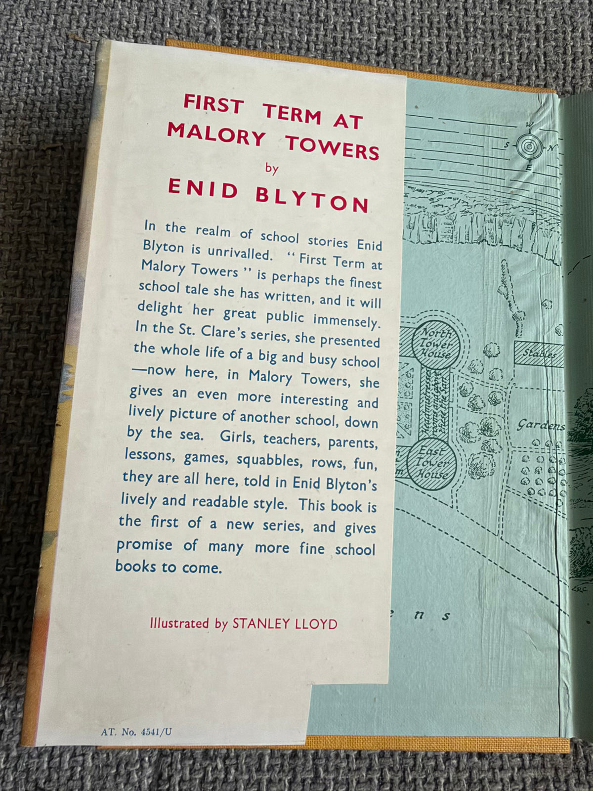 1948 First Term At Malory Towers - Enid Blyton (Stanley Lloyd illust) Methuen & Co Ltd