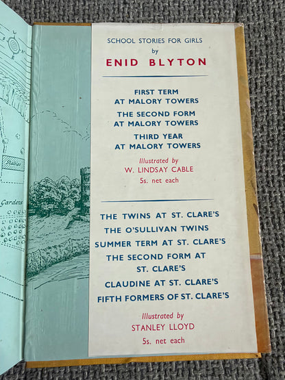 1948 First Term At Malory Towers - Enid Blyton (Stanley Lloyd illust) Methuen & Co Ltd