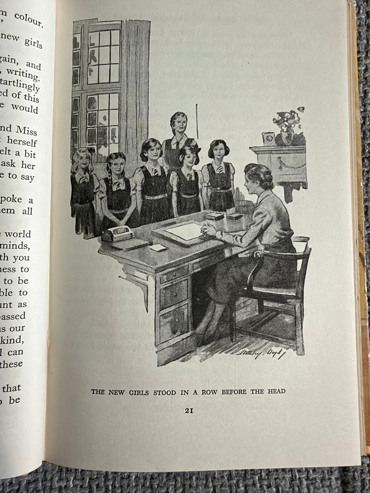 1948 First Term At Malory Towers - Enid Blyton (Stanley Lloyd illust) Methuen & Co Ltd