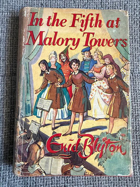 1961 In The Fifth At Malory Towers - Enid Blyton (Stanley Lloyd illust. Lilian Buchanan cover) Methuen & Co Ltd