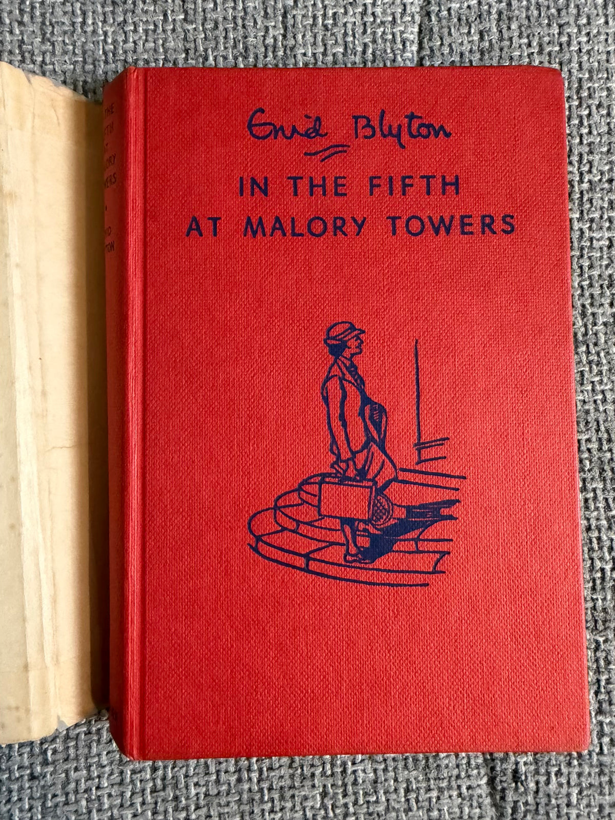 1961 In The Fifth At Malory Towers - Enid Blyton (Stanley Lloyd illust. Lilian Buchanan cover) Methuen & Co Ltd