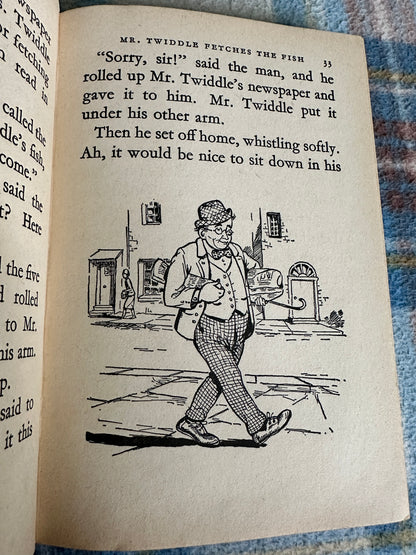 1968 Hello, Mr. Twiddle - Enid Blyton(Dean & Son Ltd)