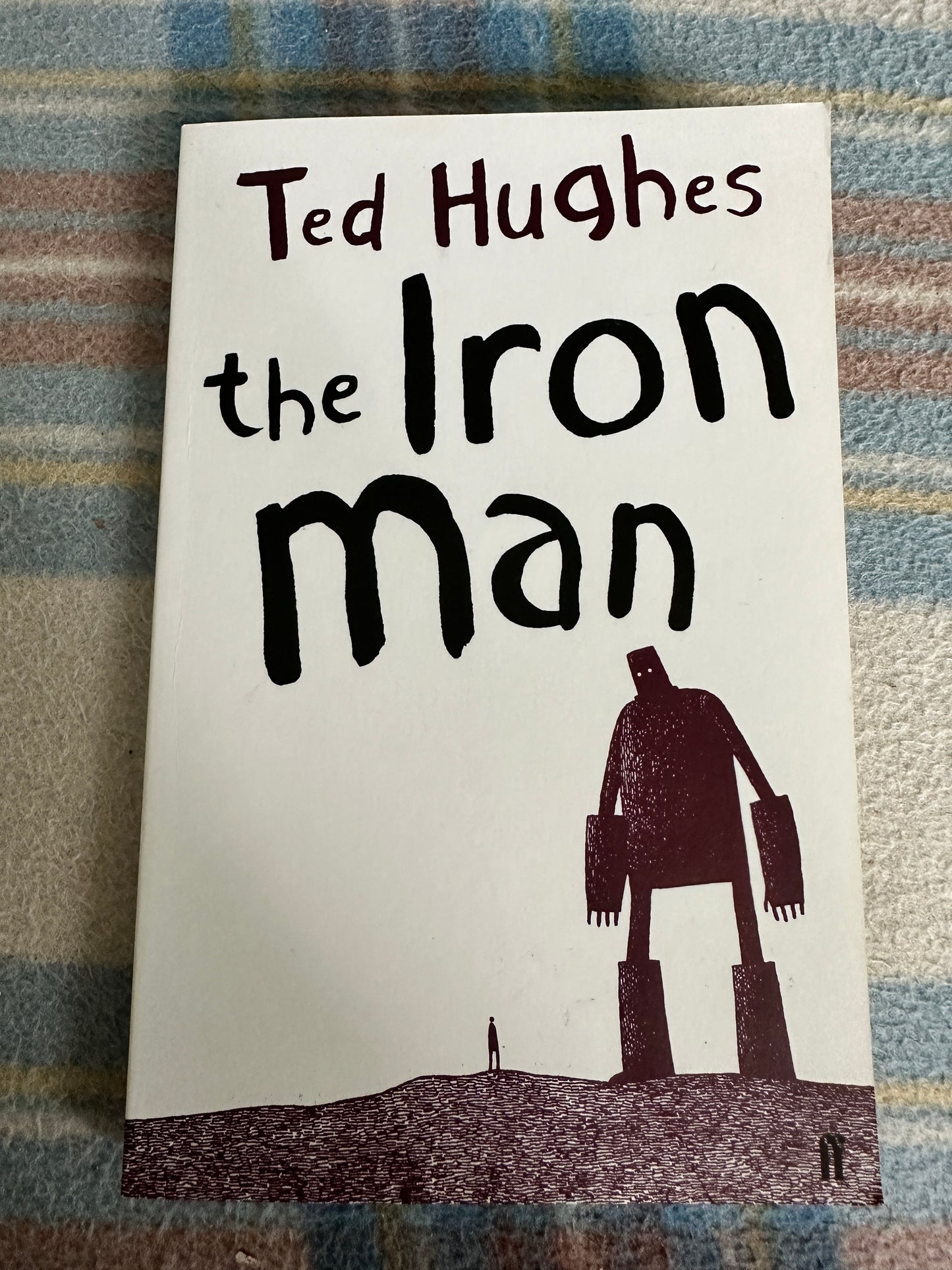 2005 The Iron Man by Ted Hughes(Illust Tom Gauld) Faber & Faber