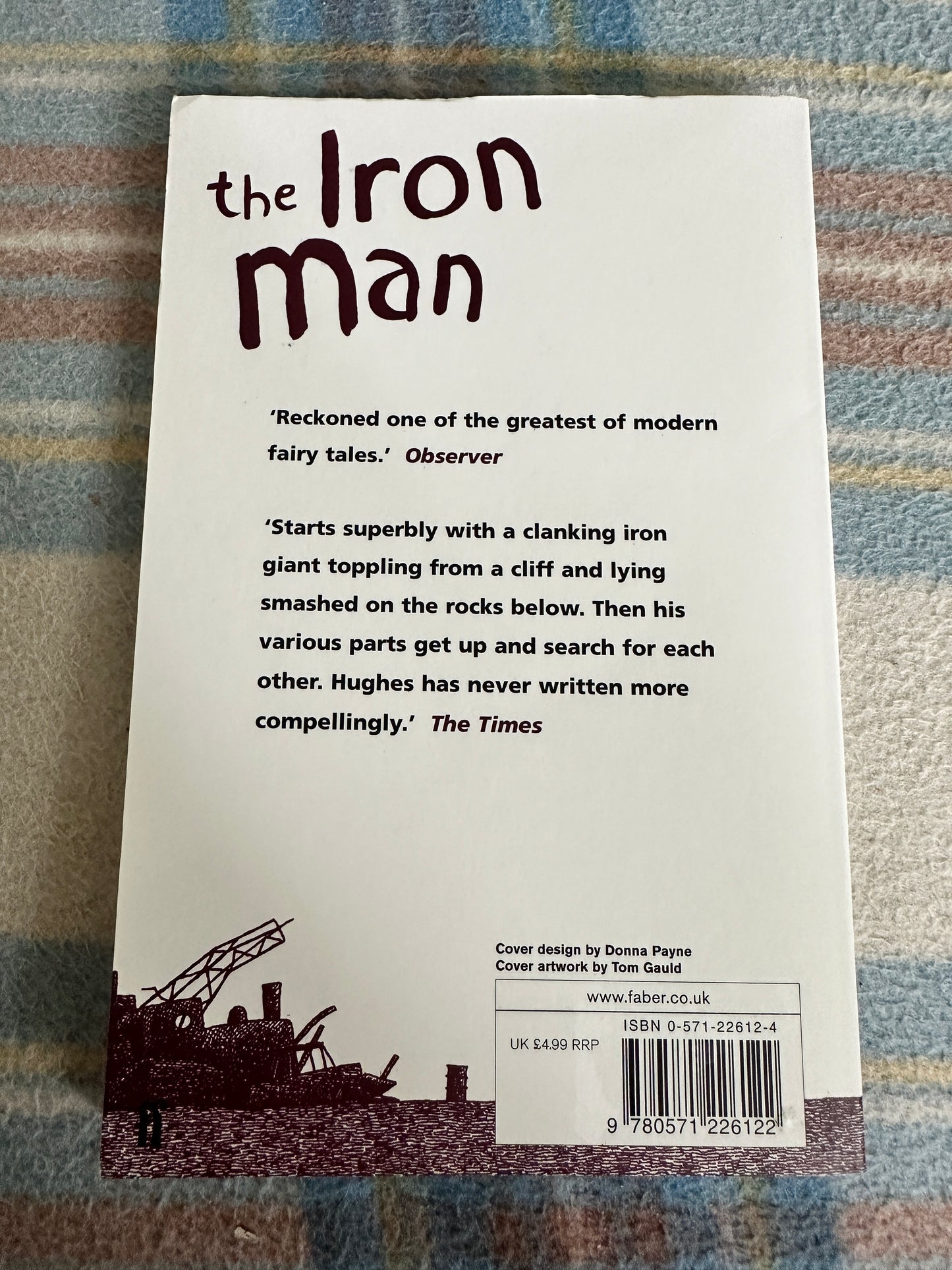 2005 The Iron Man by Ted Hughes(Illust Tom Gauld) Faber & Faber