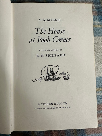 1970 The House At Pooh Corner - A. A. Milne(Ernest H. Shepard illustration) Methuen & Co Ltd