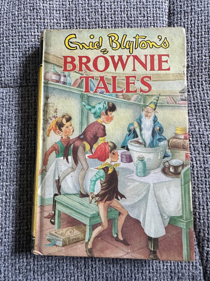 1969 Brownie Tales - Enid Blyton(Collins Publisher)