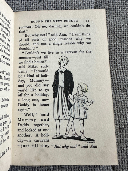 1961 The Caravan Family - Enid Blyton (Ruth Gervis Illust) Lutterworth Press