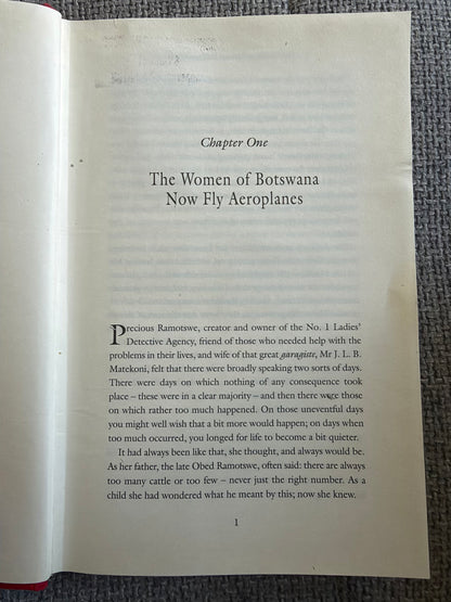 2014*1st* The Handsome Man’s Deluxe Cafe - Alexander McCall Smith(Little Brown)
