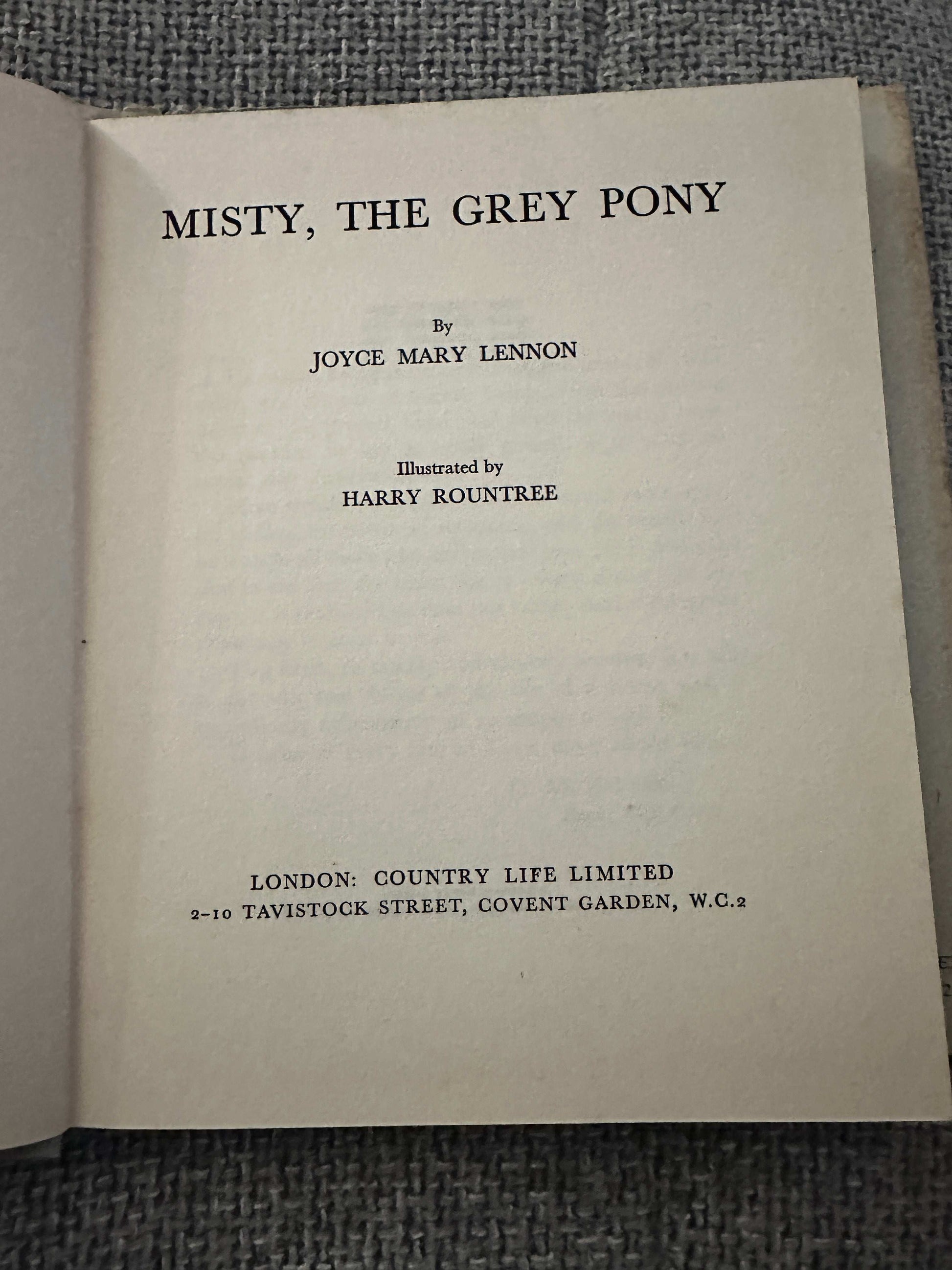 1949 Misty The Grey Pony - Joyce M. Lennon (Harry Rountree Illust) Country Life