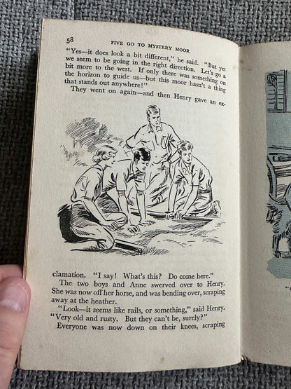 1954*1st* Five Go To Mystery Moor - Enid Blyton (Hodder & Stoughton)