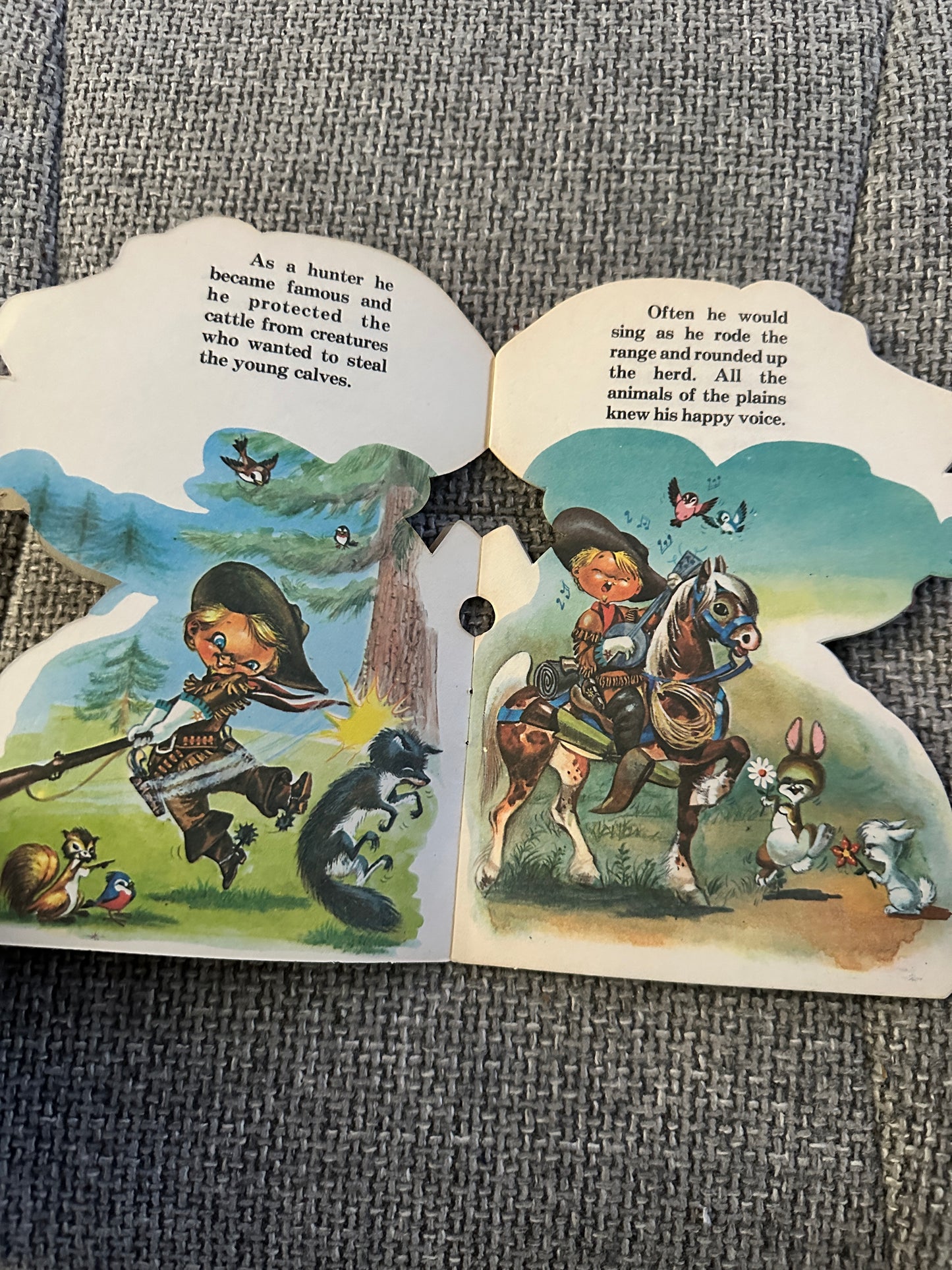 1970’s Buffalo Bill (Children’s Leisure Products Ltd) shaped book