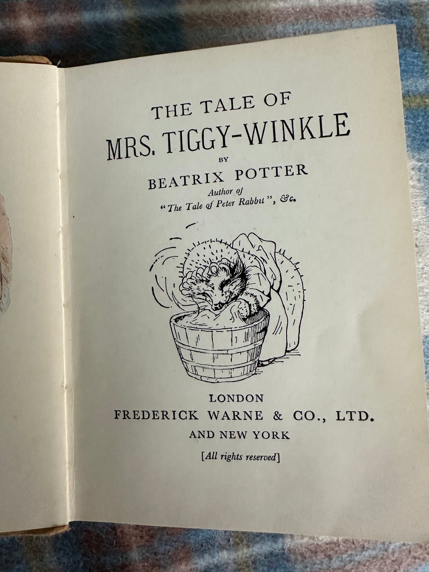 1965 The Tale Of Mrs Tiggy-Winkle - Beatrix Potter(Frederick Warne & Co Ltd)