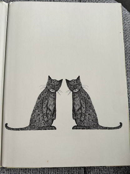 1977 Tom Cat - Written & Illustrated Susie Bohdal (Ernest Benn Ltd) - Honeyburn Books (UK)