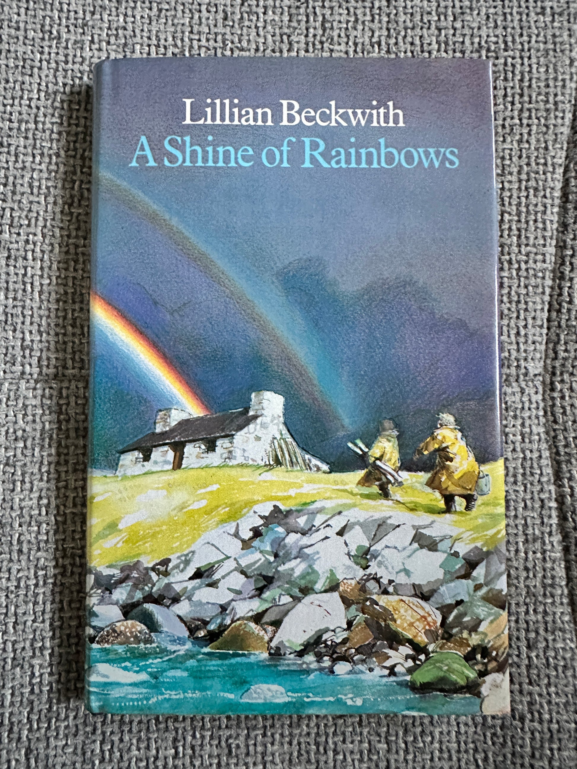 1984*1st* A Shine Of Rainbows - Lillian Beckwith (Hutchinson) - Honeyburn Books (UK)