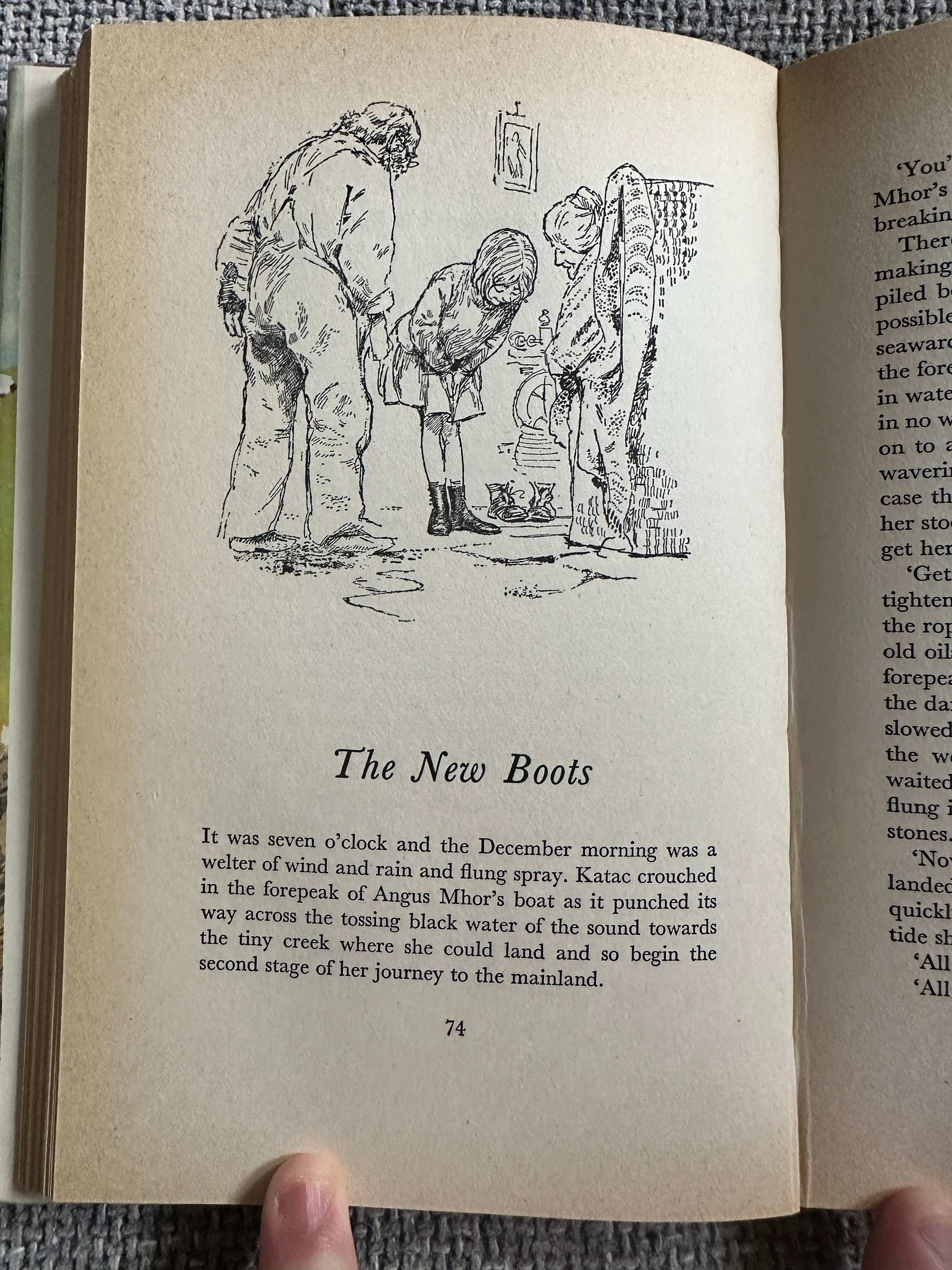 1975*1st* Beautiful Just! - Lillian Beckwith (Douglas Hall illustration) Hutchinson