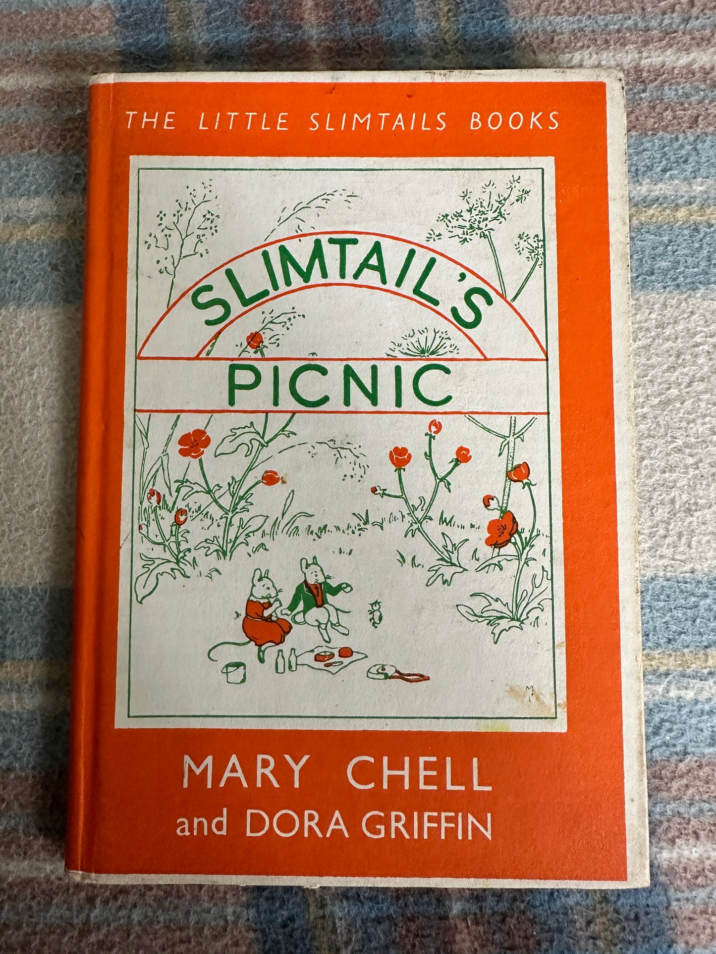 1961 Slimtail’s Picnic(Little Slimtails No4)Mary Chell & Dora Griffin (A. & C. Black Publishers)