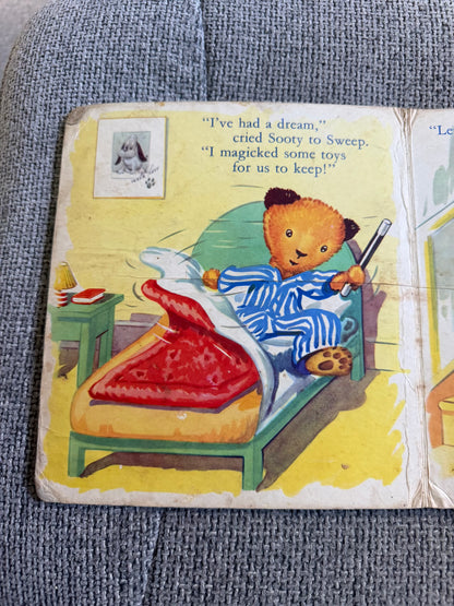1960c Sooty’s Fun - Purnell & Sons Ltd worn boards.