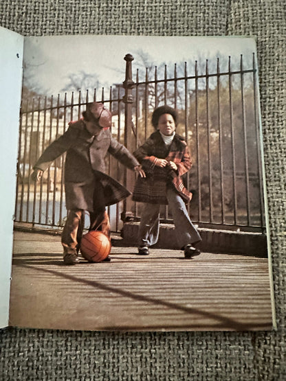 1978*1st* Spud Comes To Play - Joan Solomon (Richard Harvey Photographs) Hamish Hamilton