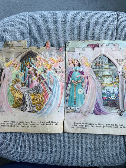 1960’s Sleeping Beauty - Molly B. Thomson ( A Kiddie Kut Book) Collins Clear type Press