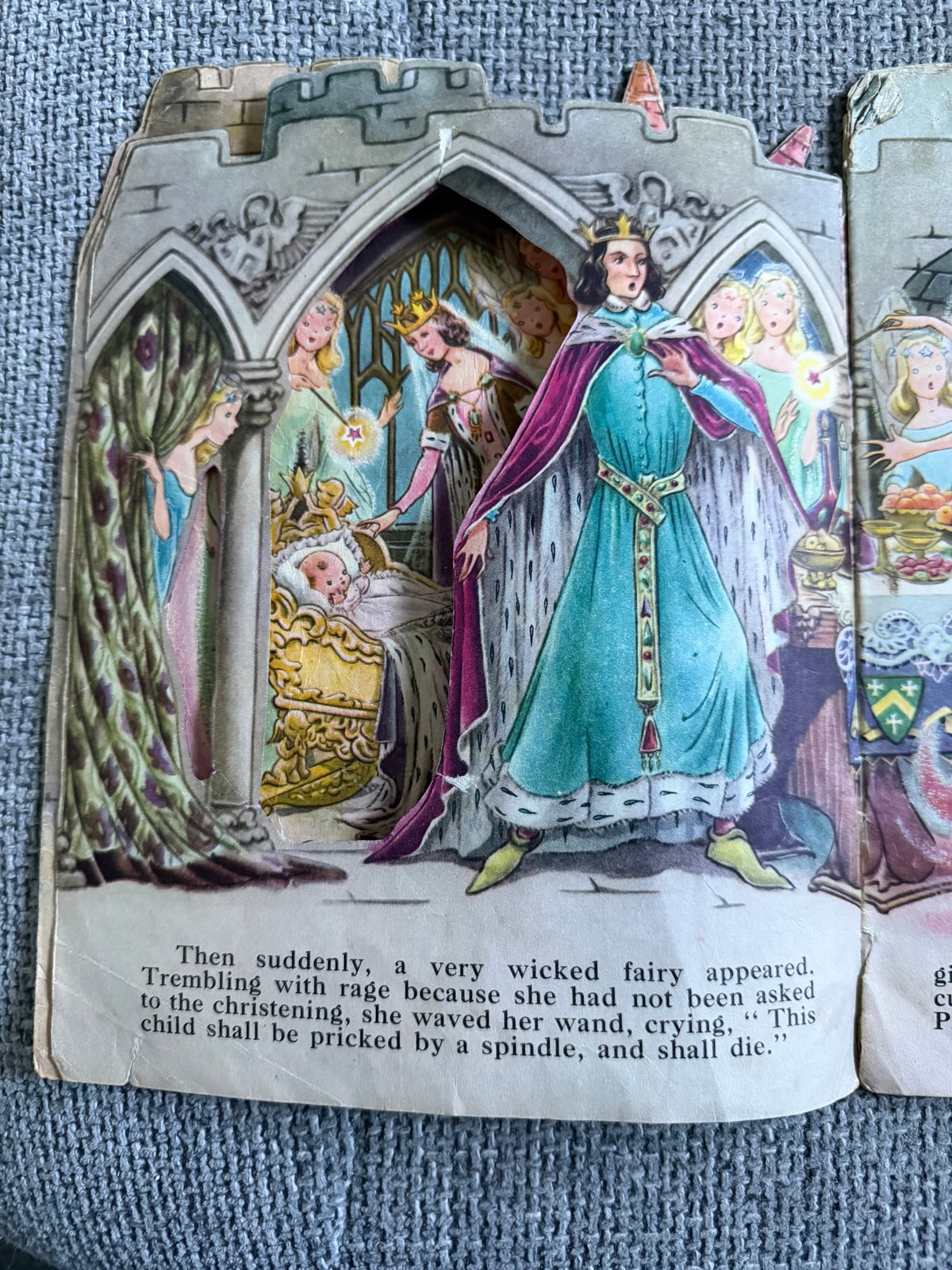 1960’s Sleeping Beauty - Molly B. Thomson ( A Kiddie Kut Book) Collins Clear type Press