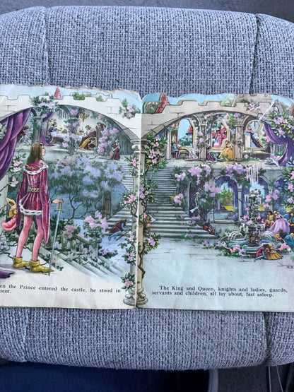 1960’s Sleeping Beauty - Molly B. Thomson ( A Kiddie Kut Book) Collins Clear type Press