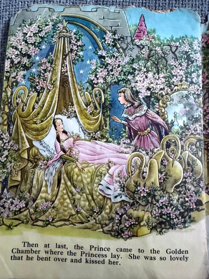 1960’s Sleeping Beauty - Molly B. Thomson ( A Kiddie Kut Book) Collins Clear type Press