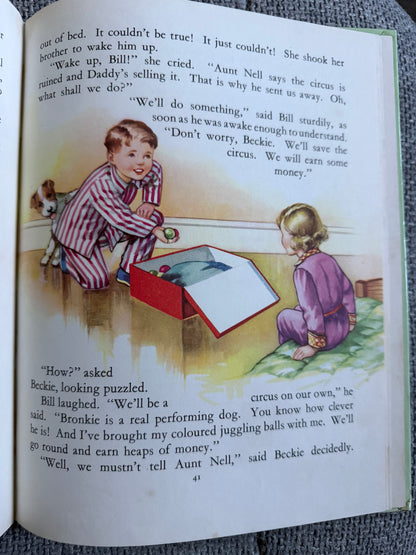 1950’s The Christmas Book For Girls & Boys (Birn Brothers)