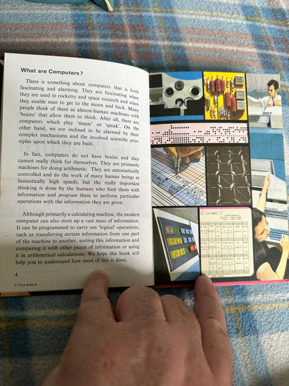 1974 The Computer(How It Works)(Series 654 Ladybird) David Carey & B. H. Robinson Illust)Wills & Hepworth