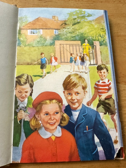 1959 Going To School(Series 563 Ladybird) M. E. Gagg(Illust J. H. Wingfield) Wills & Hepworth