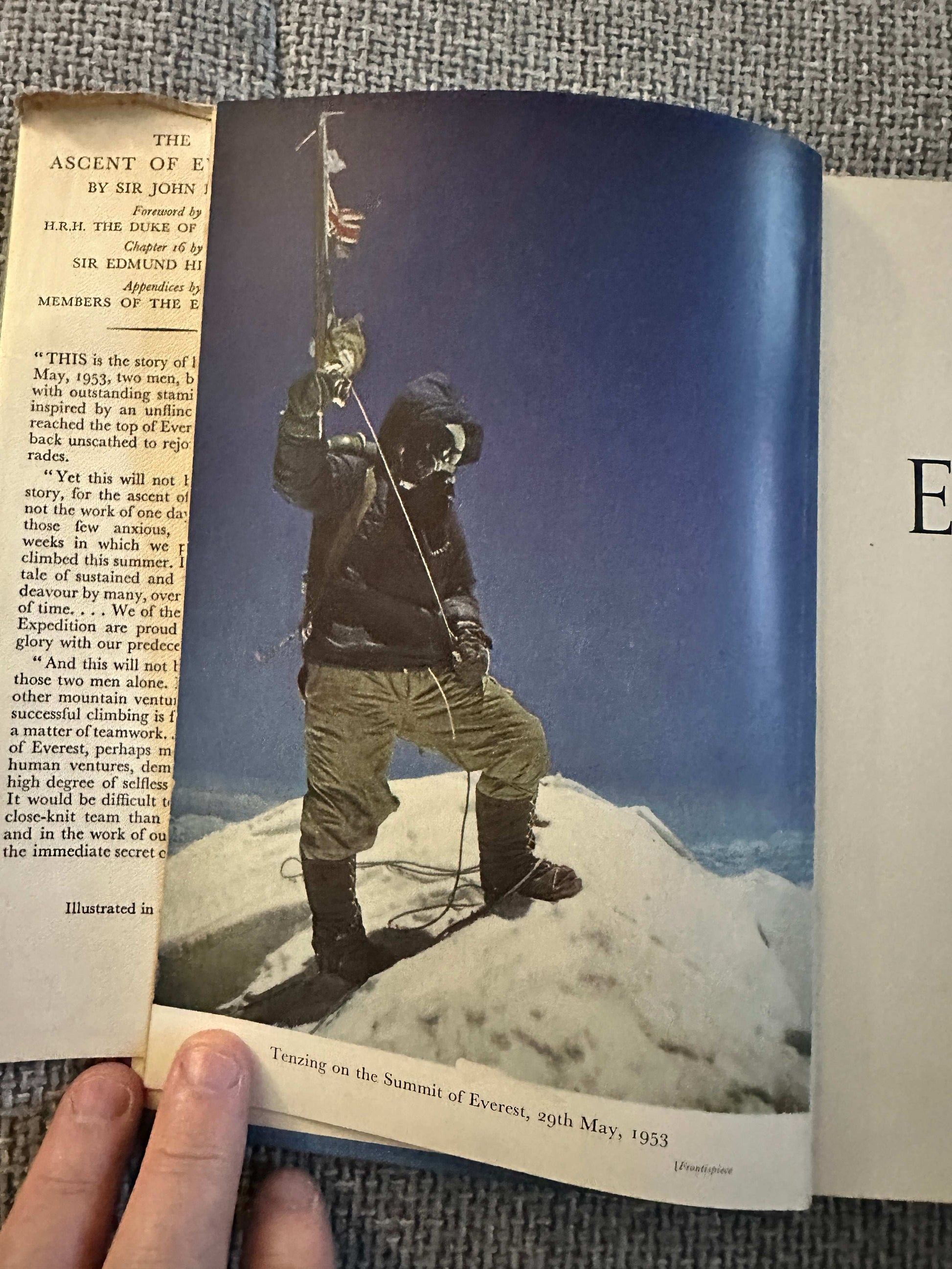 1953*1st* The Ascent Of Everest - John (Brigadier Sir C. B. E., D. S. O.) Hunt (Cover by W. Heaton Copper) Hodder & Stoughton