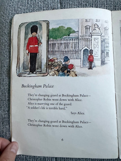 1975 The Christopher Robin Verse Book - A. A. Milne (E. H. Shepard full colour illustration) Methuen