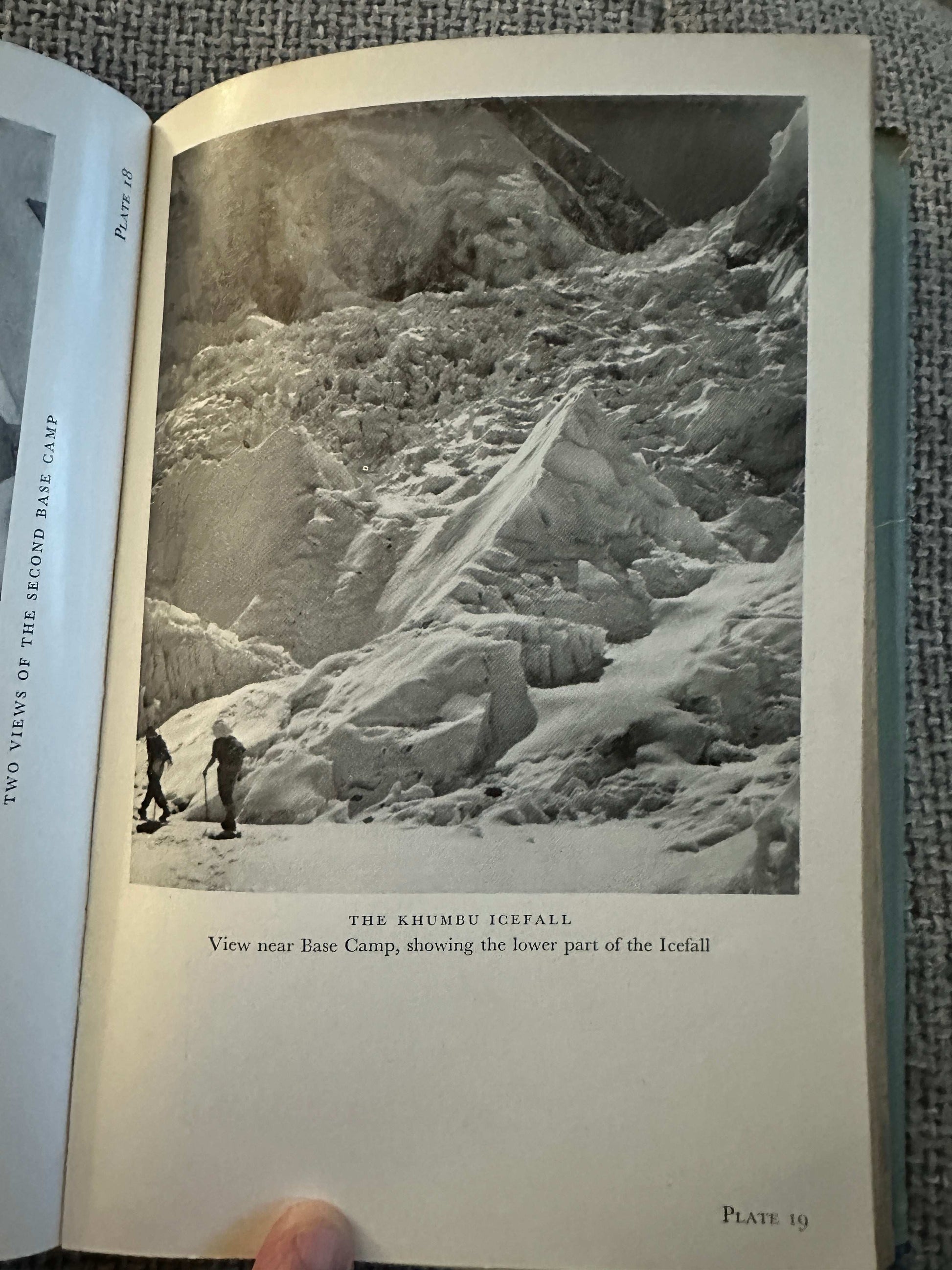 1953*1st* The Ascent Of Everest - John (Brigadier Sir C. B. E., D. S. O.) Hunt (Cover by W. Heaton Copper) Hodder & Stoughton
