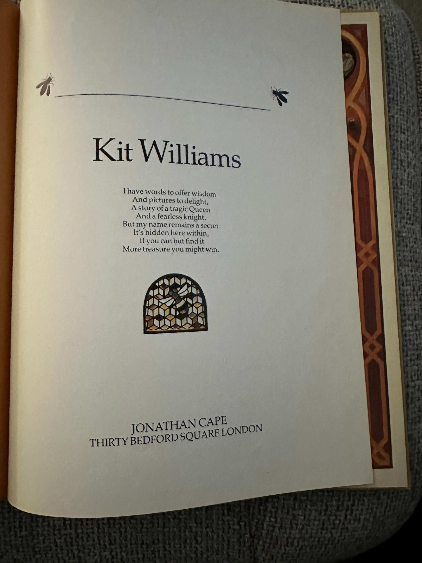 1984 The Bee 🐝 On The Comb - Kit Williams (Jonathan Cape Publisher)