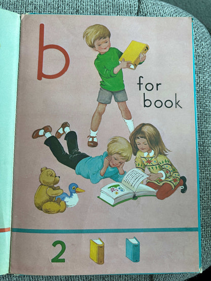 1974 ABC & Counting Book - Rene Cloke (Award Publication)