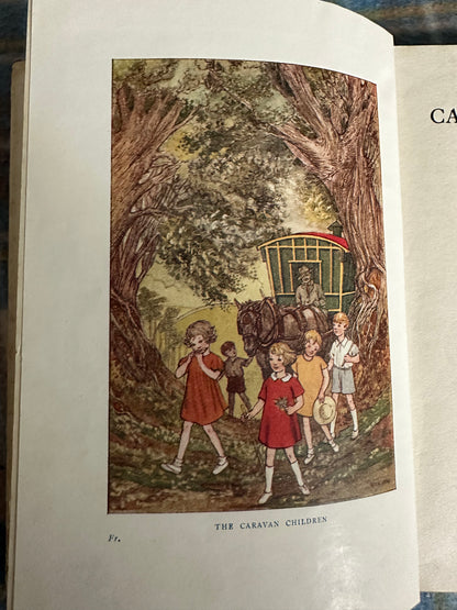 1947 The Caravan Children - Lucy W. Bellhouse(Illust Barbara Moray Williams) George G. Harrap