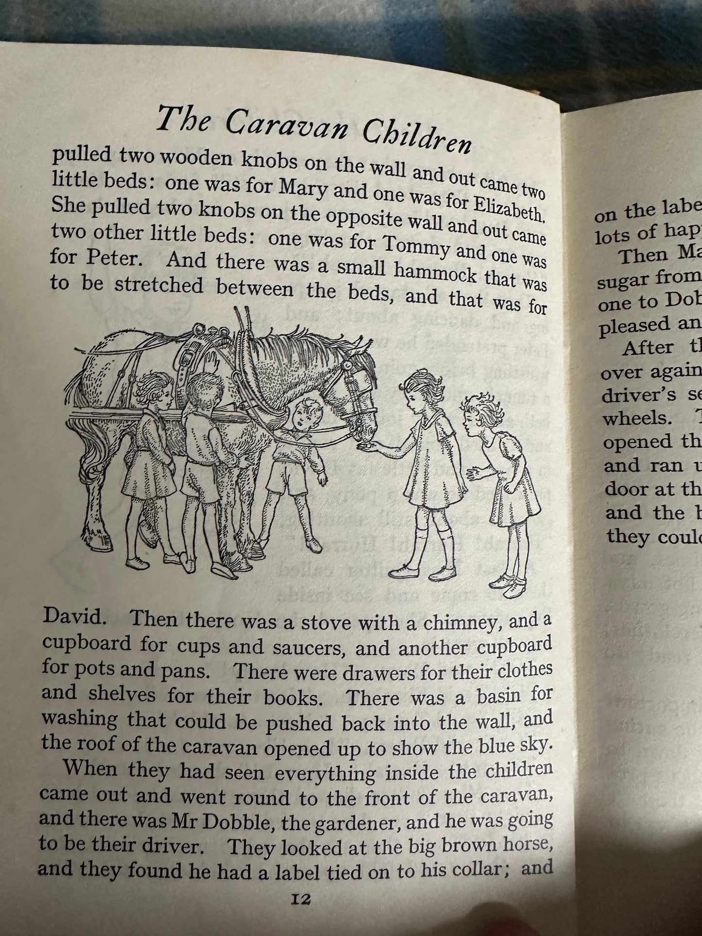 1947 The Caravan Children - Lucy W. Bellhouse(Illust Barbara Moray Williams) George G. Harrap